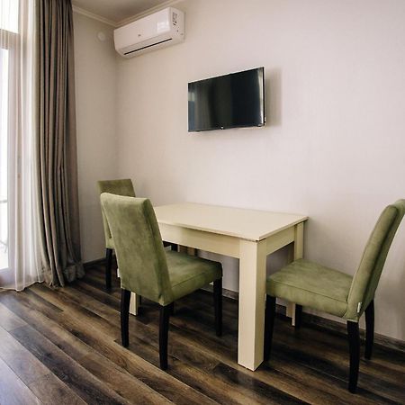 G-Point New Beach Batumi Luaran gambar