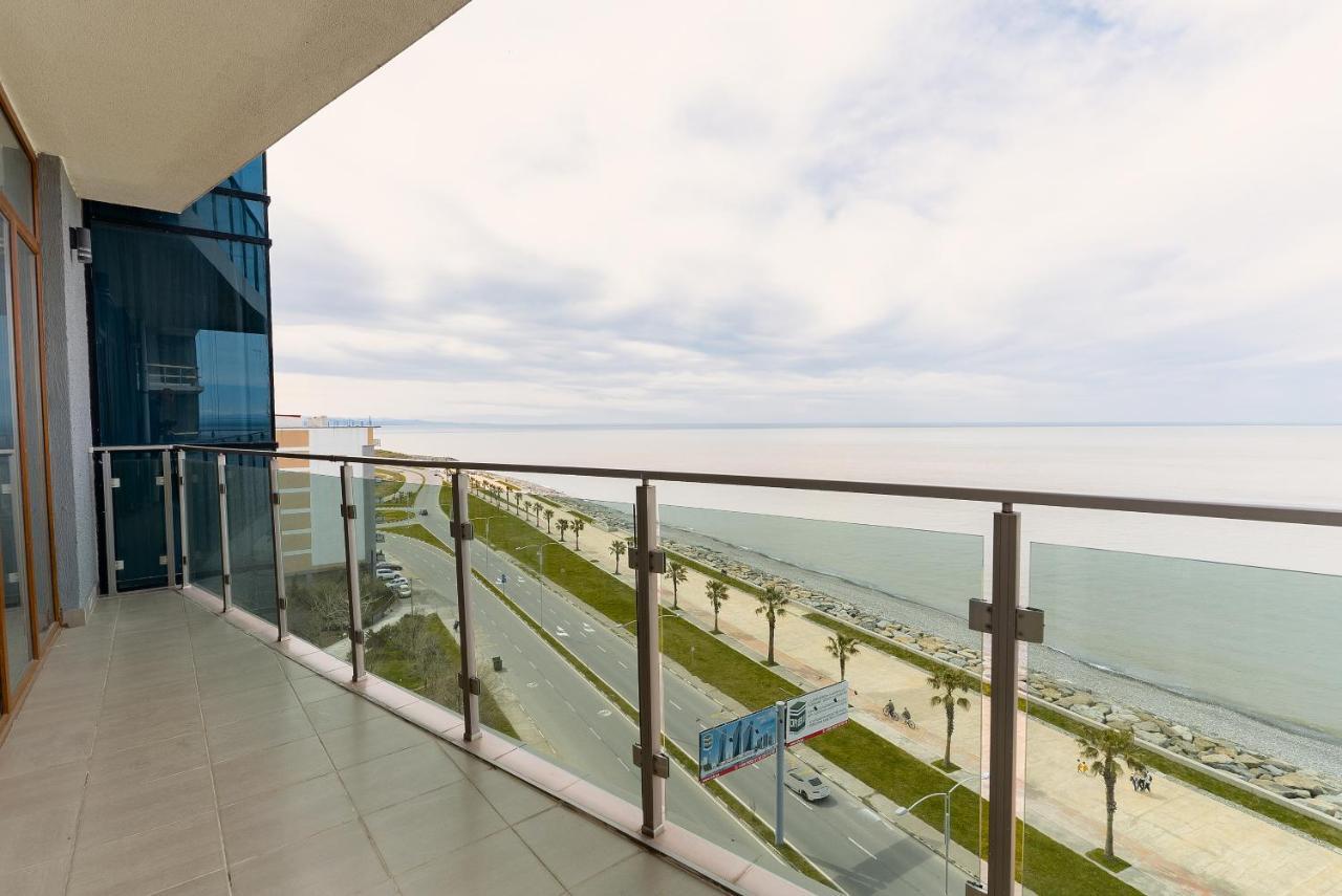 G-Point New Beach Batumi Luaran gambar