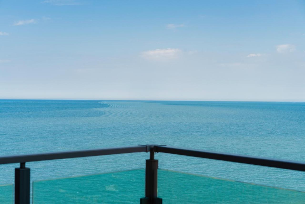 G-Point New Beach Batumi Luaran gambar